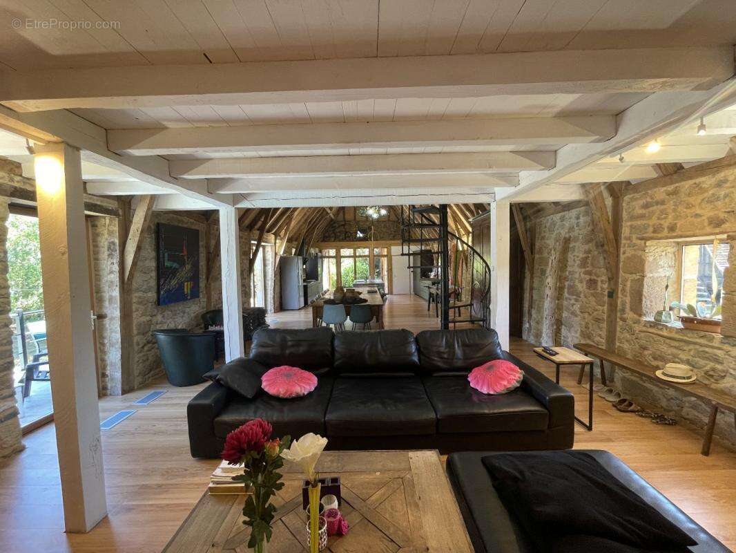 Maison à FOURMAGNAC