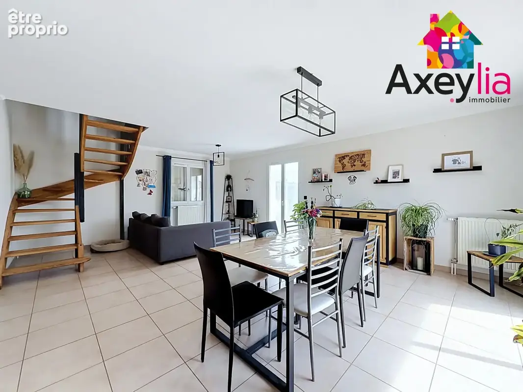A VENDRE - SECTEUR MONTBRISON - Maison familiale 138 m2 de 2006 - photo 6
