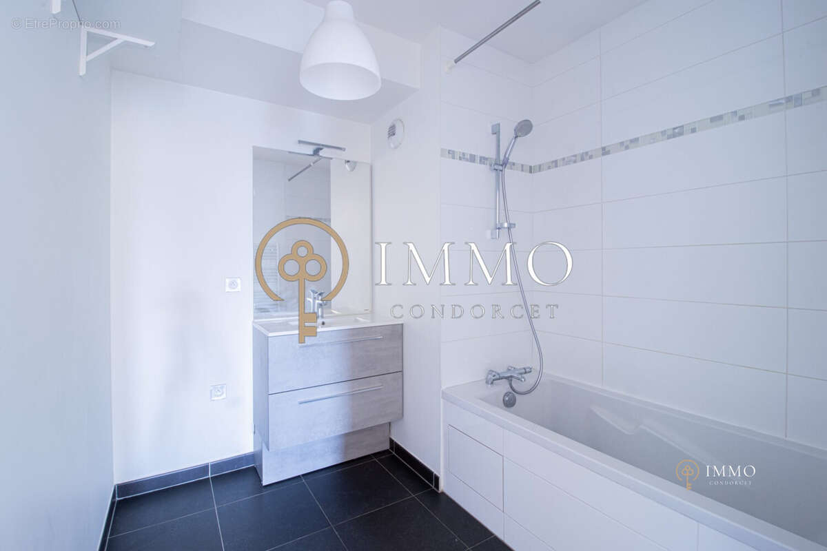 Appartement à BOURG-LA-REINE