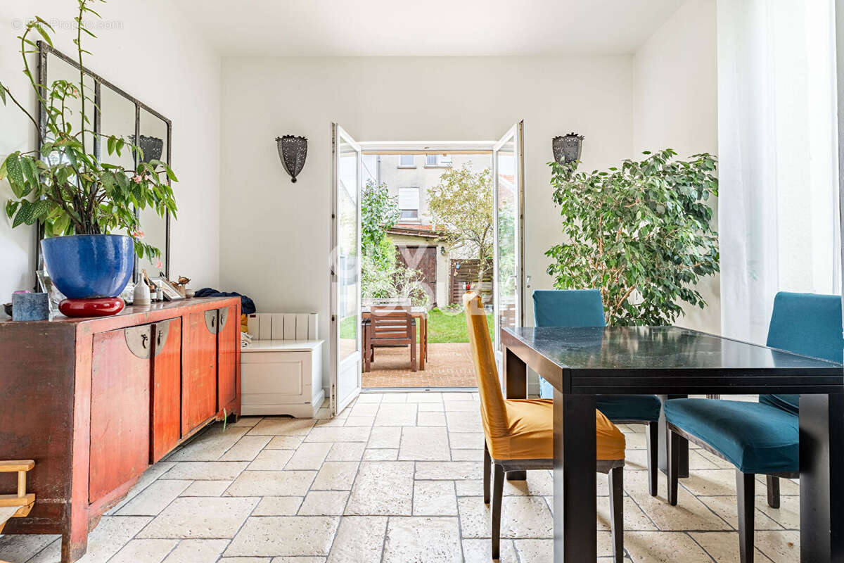 Maison à COLOMBES
