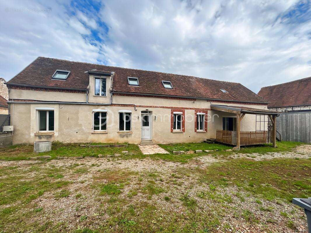 Maison à PERCENEIGE