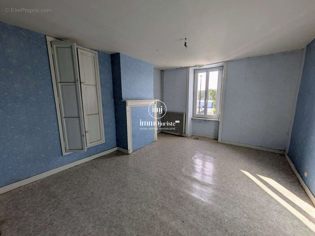 Maison 7 pièces 163 m² à vendre à Saillat-Sur-Vienne (87720) - photo 5