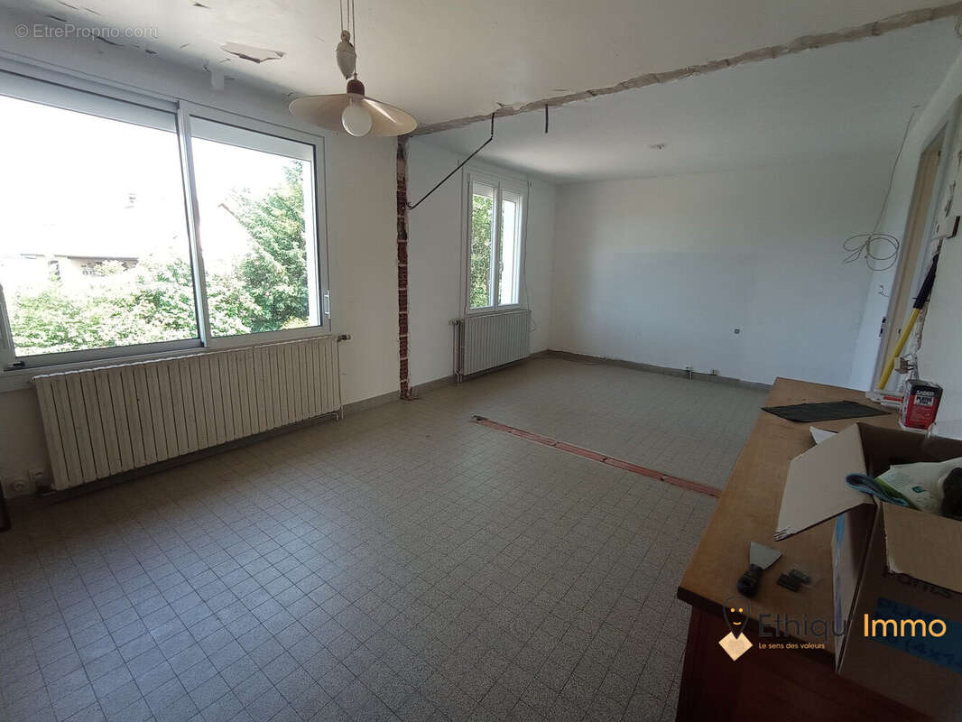 Maison 102 m² à Bar-Sur-Aube  - photo 6
