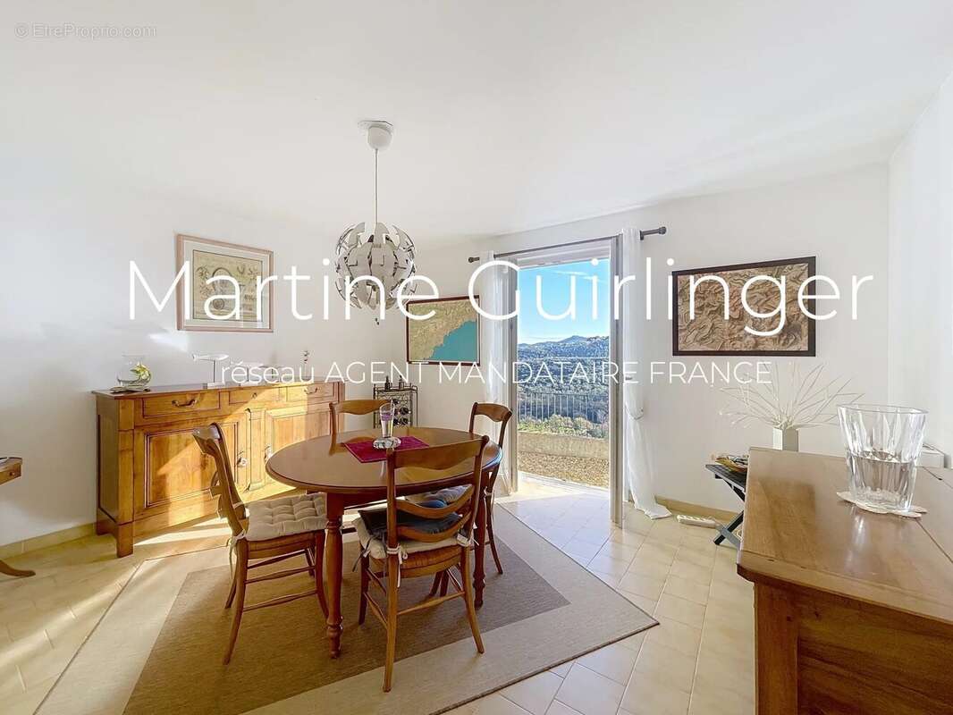 Maison à MONTAUROUX