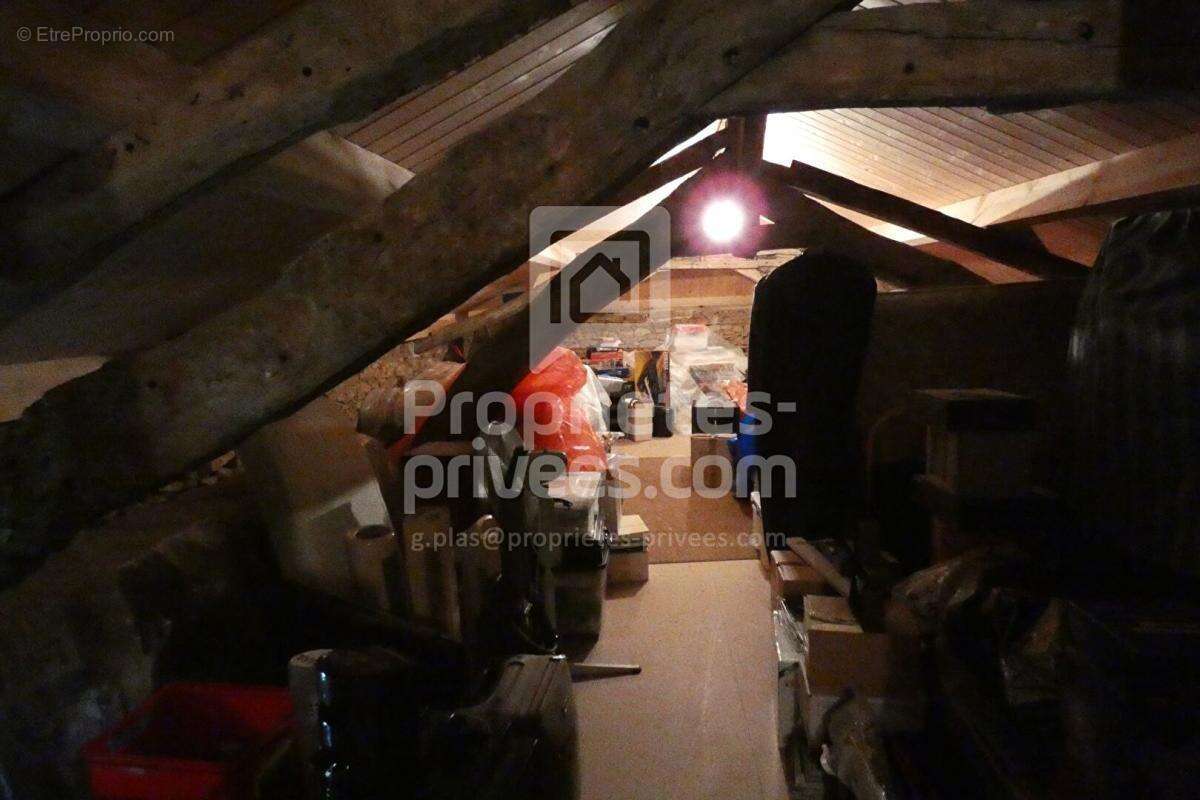 Maison à DURAVEL