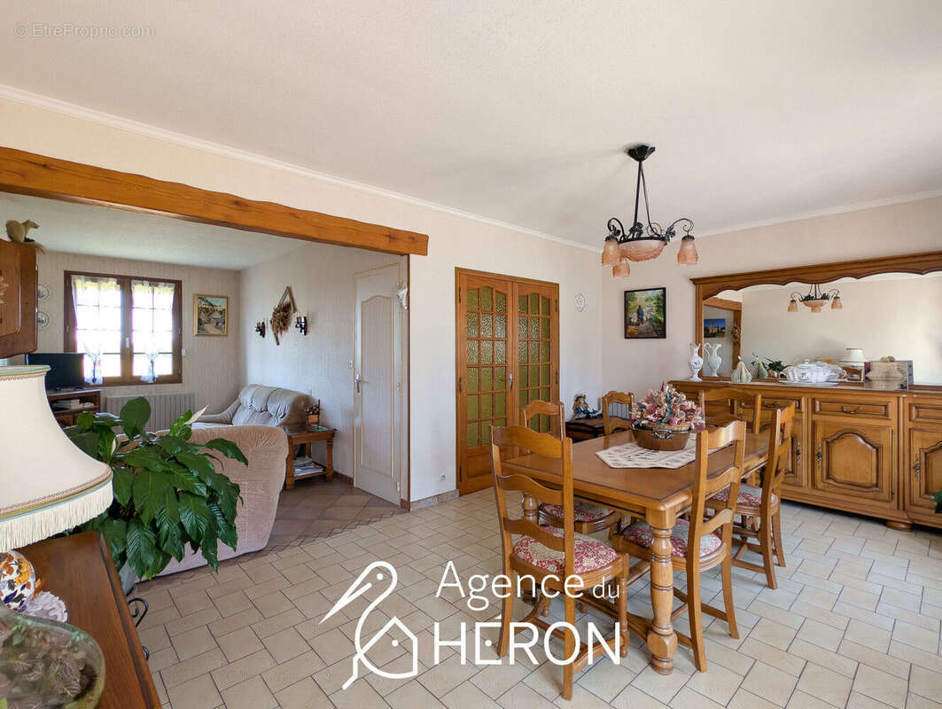 Photo 3 - Maison à BOUGLIGNY