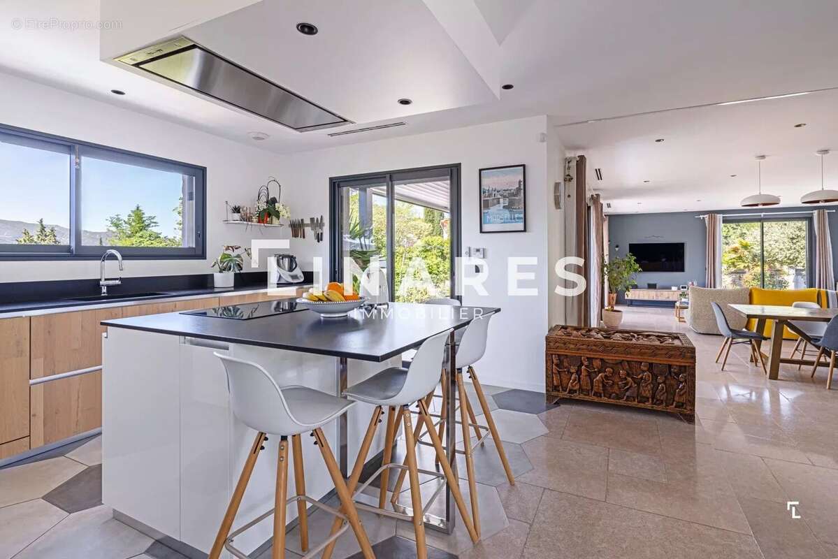 Maison à MARSEILLE-11E