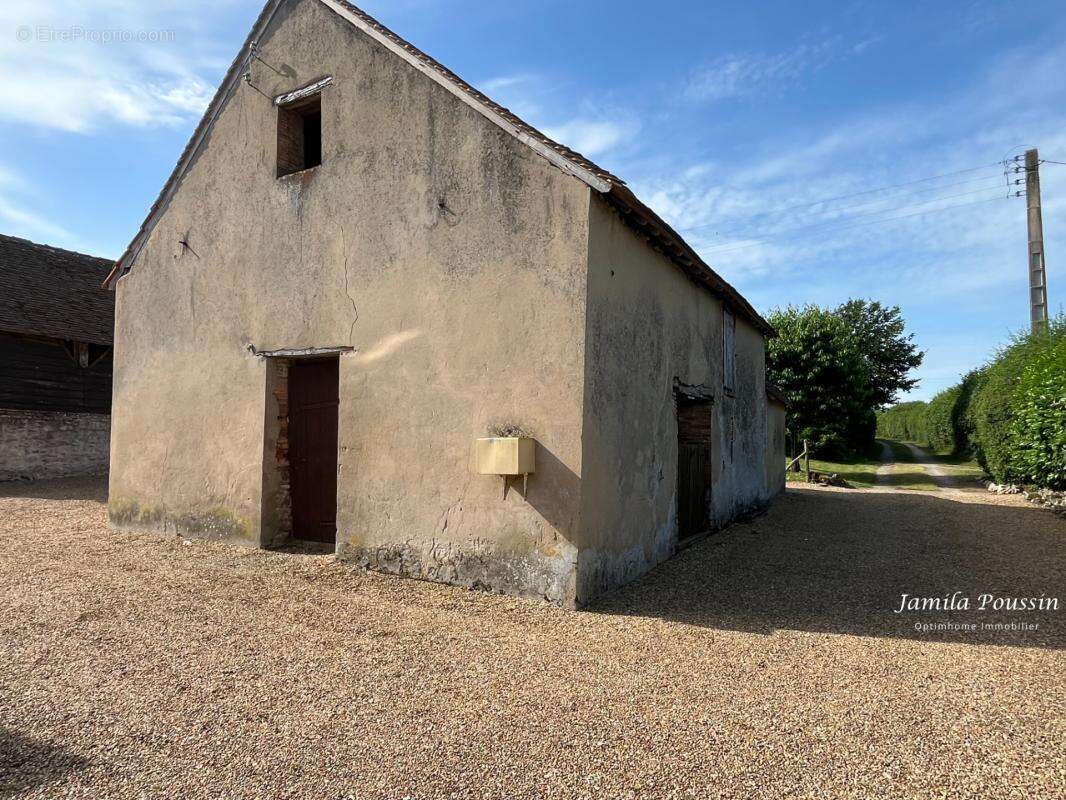 Maison de Campagne (137 m2 - 7 pièces) NOYANT-VILLAGES (49) - photo 15