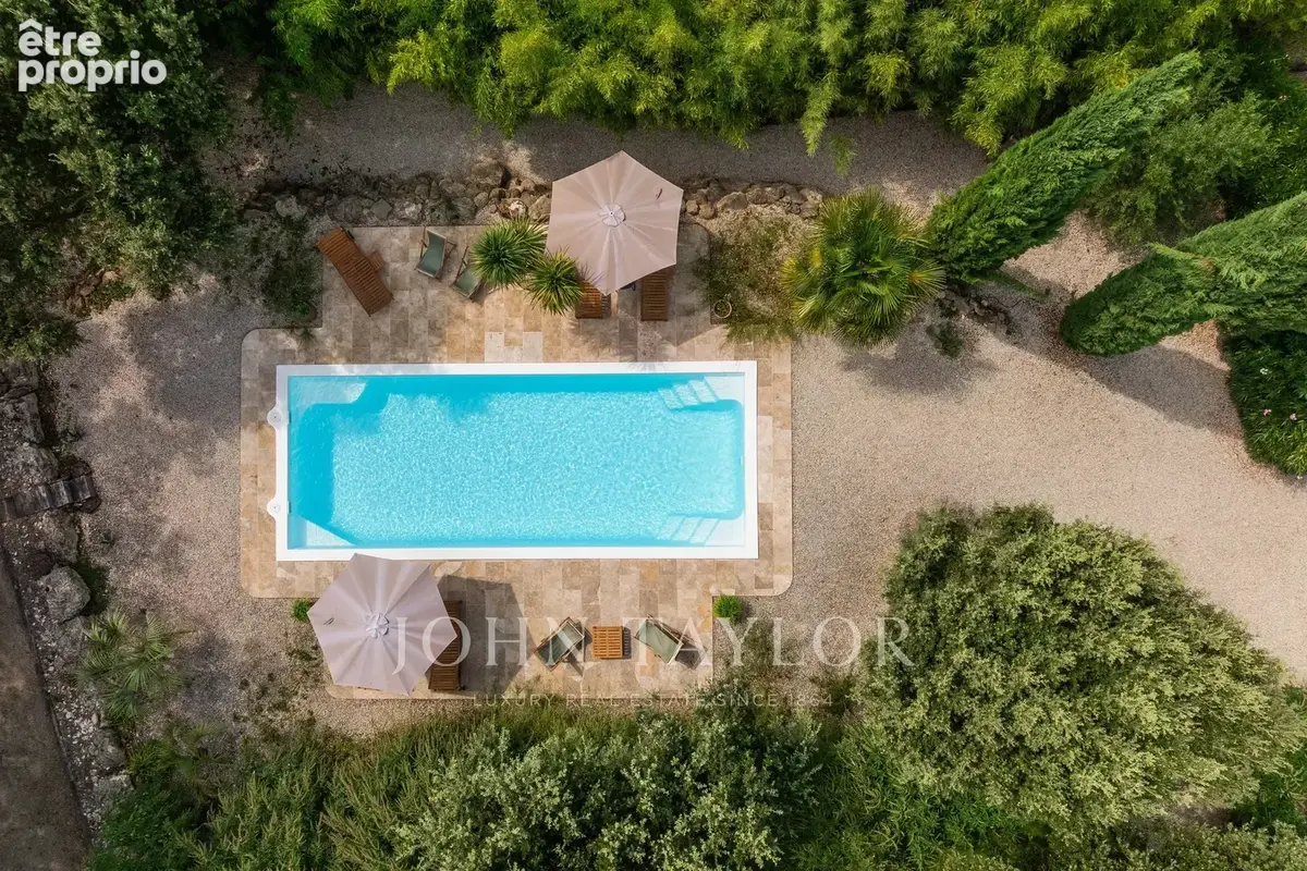 Magnifique maison 7 pièces avec piscine à Vernègues - photo 2