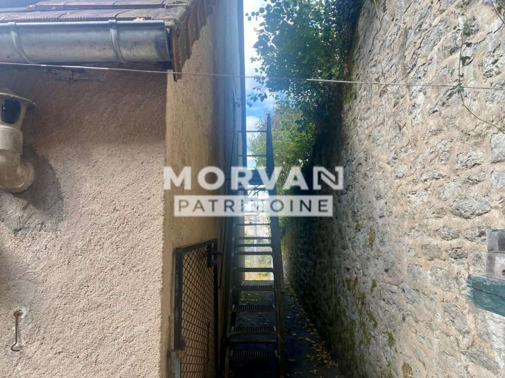 Maison à CHATILLON-EN-BAZOIS