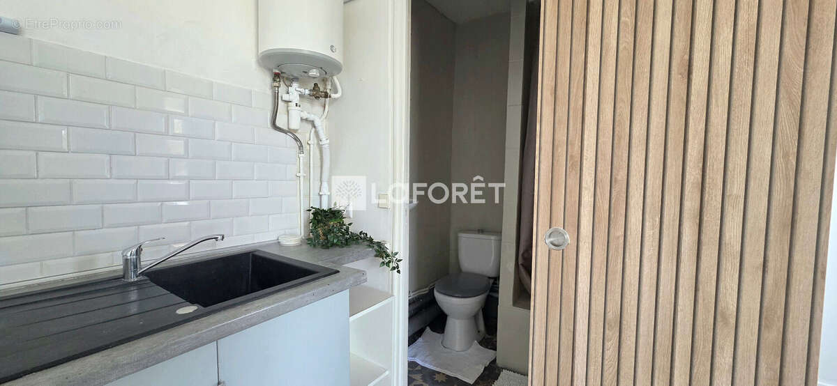 Appartement Saint Denis 1 pièce(s) 17.28 m2 - photo 3
