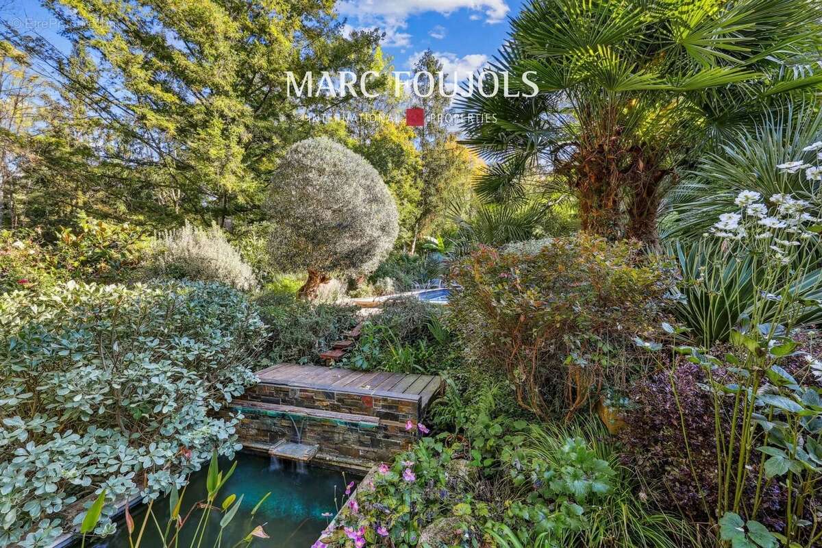 Maison à LA CELLE-SUR-MORIN