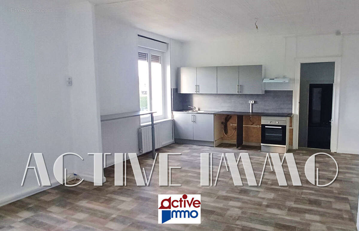 Immeuble Mont-bonvillers - 5 appts + local commercial - photo 3