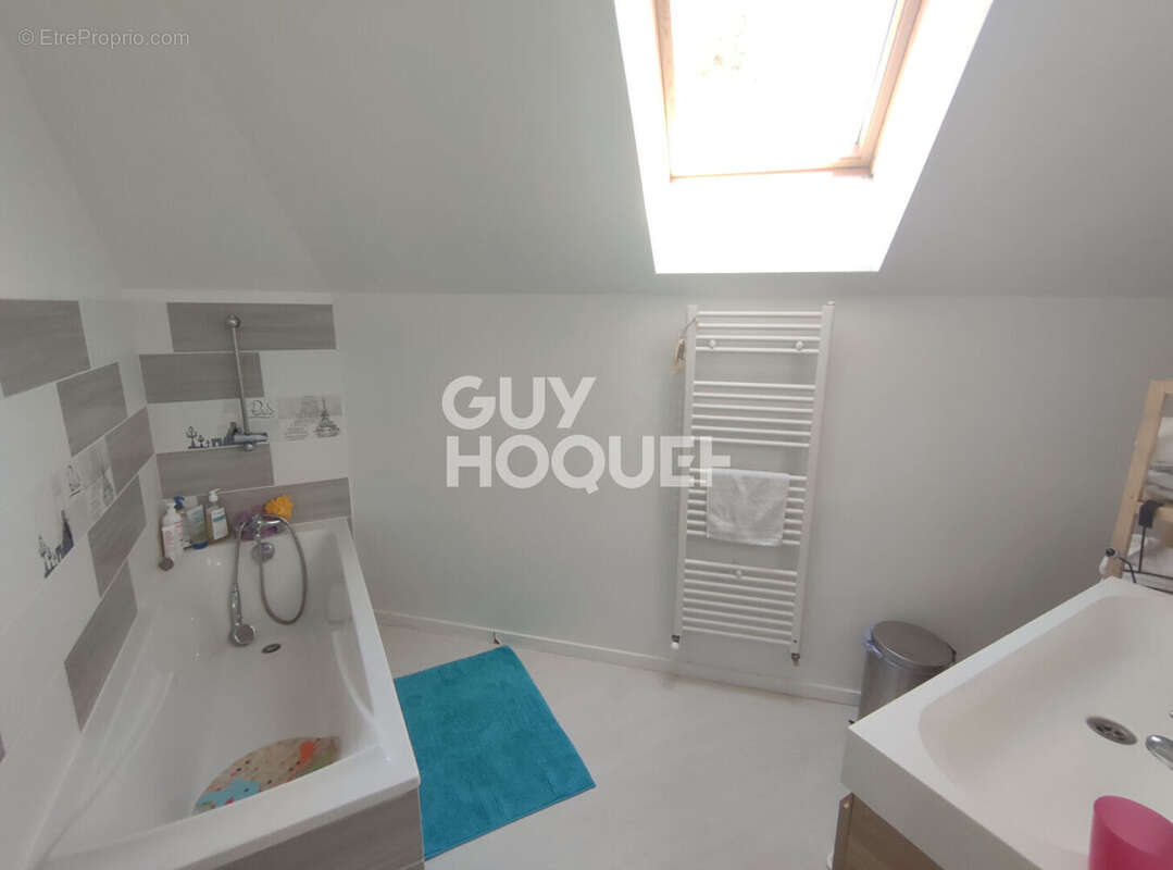 Maison à L'ETANG-LA-VILLE