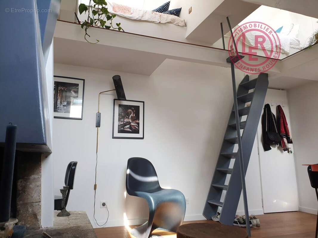 Paris 3ème - rue Charlot - Charmant studio rénové avec mezzanine - photo 4