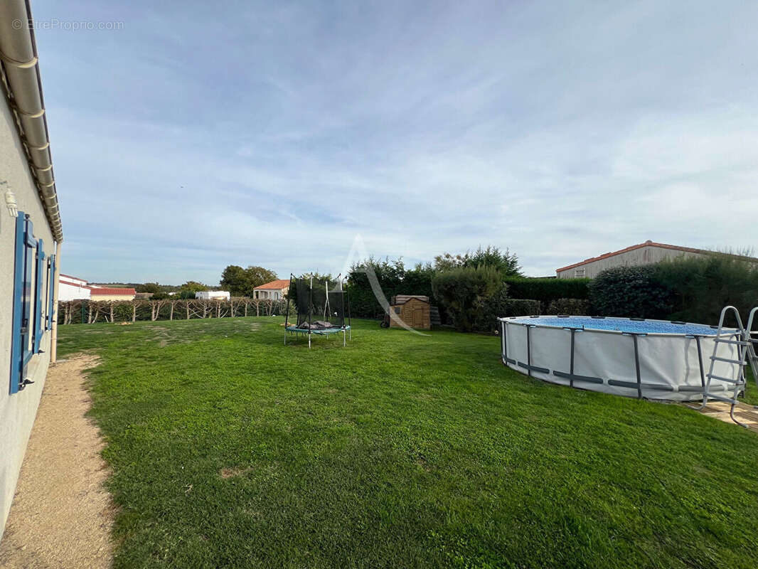 Maison à LE BERNARD