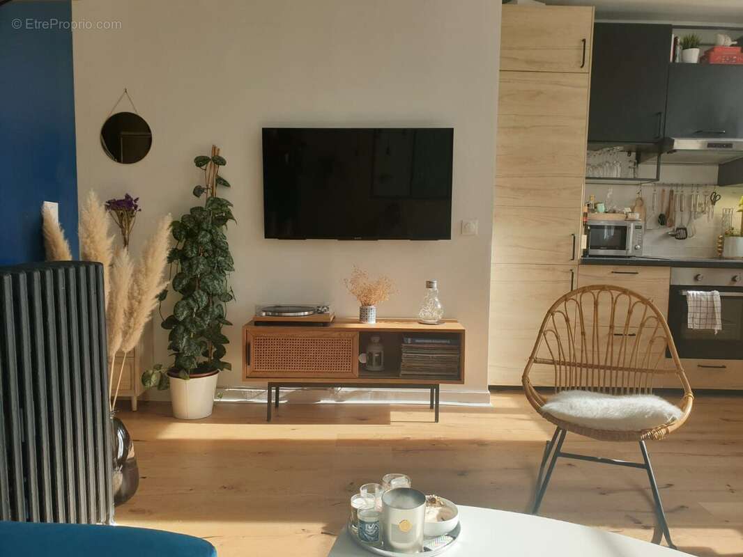 Appartement à PARIS-10E