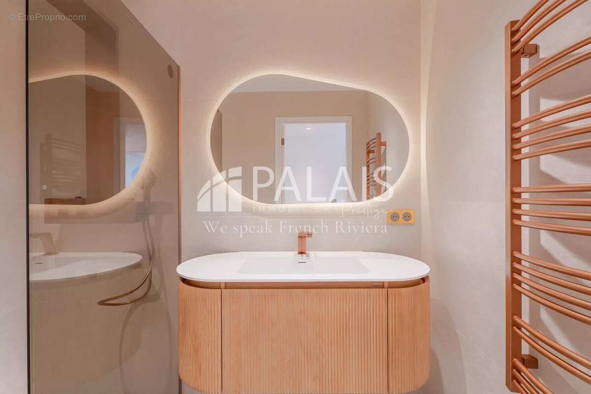 Appartement à BEAULIEU-SUR-MER