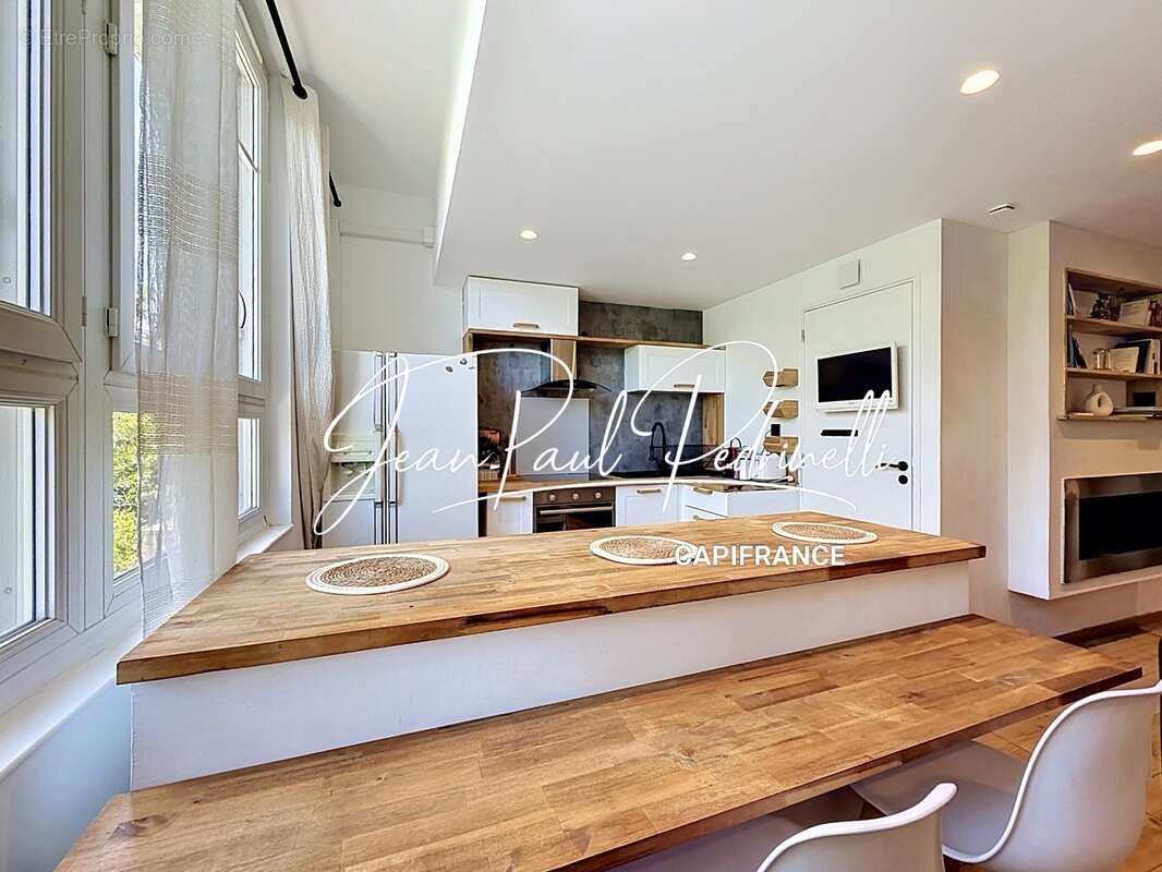 SAINT-RAPHAËL, Duplex 3 pièces 59 m² total,  meublé et équipé,  parking privatif et climatisation - DPE C - photo 30