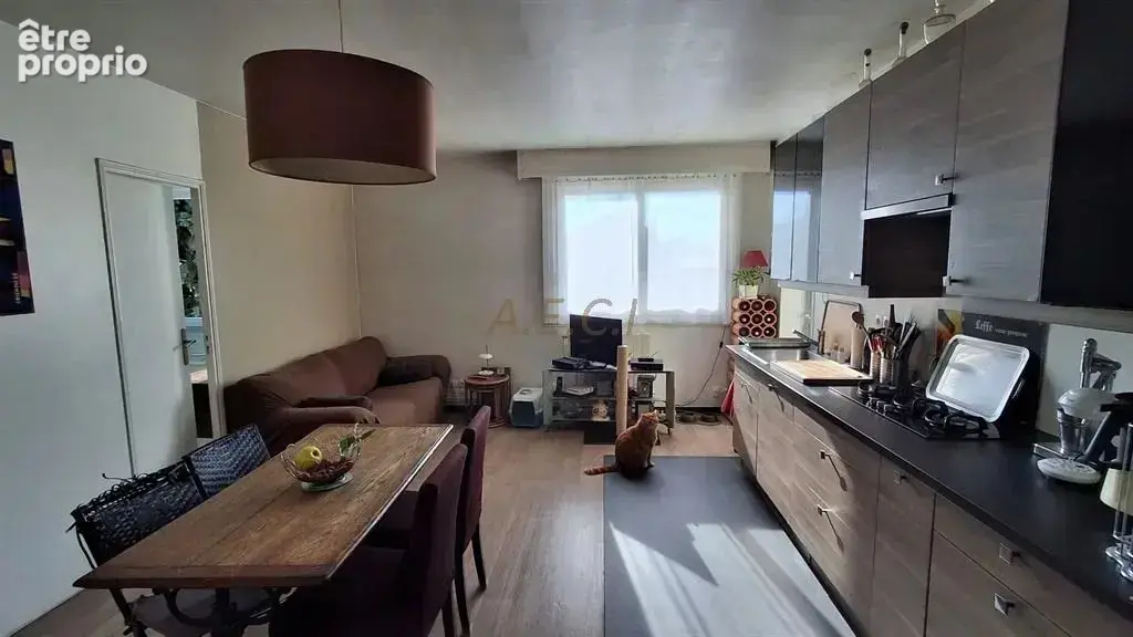 3 pièces 53m² Colombes Agent Sarre - photo 2