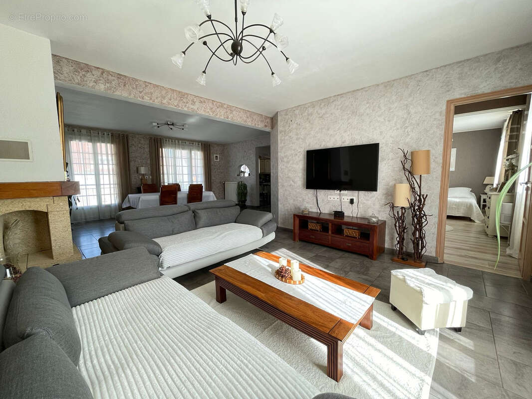 Maison à MITRY-MORY