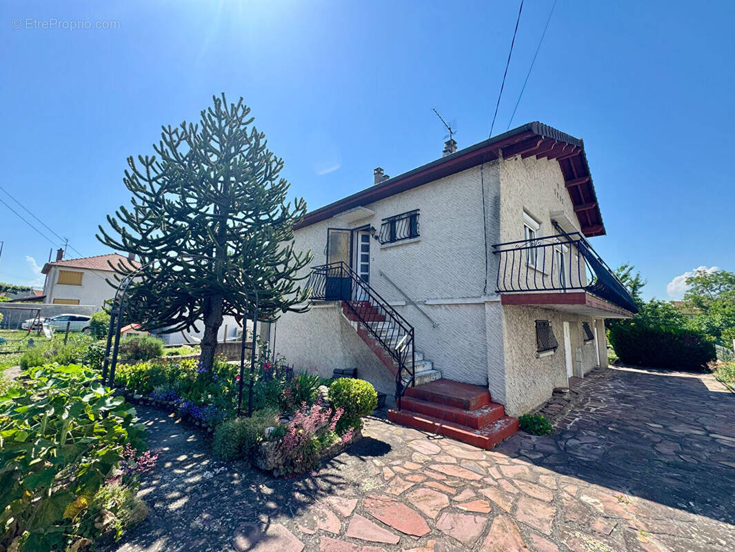 Maison à COURNON-D'AUVERGNE
