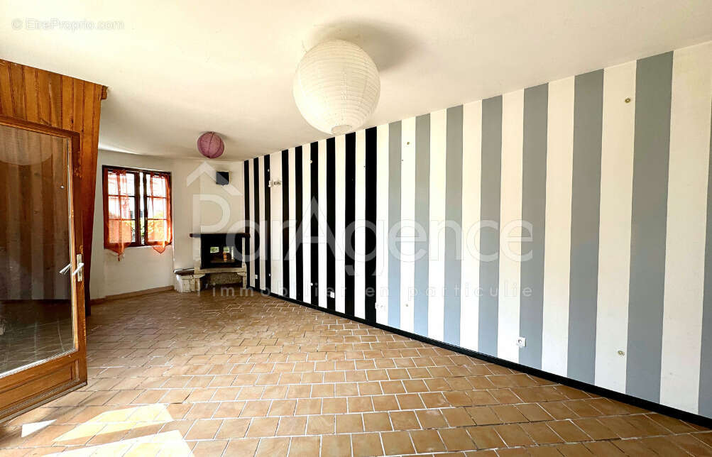 Maison à SAINT-PALAIS-SUR-MER