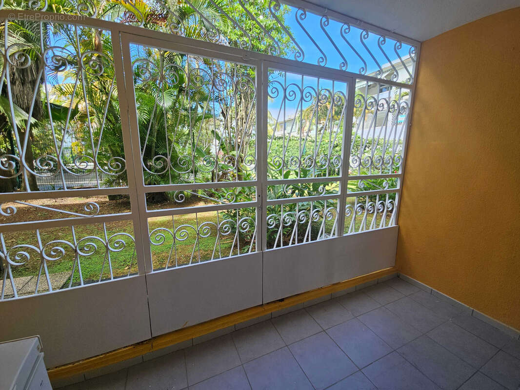 Appartement à LES TROIS-ILETS