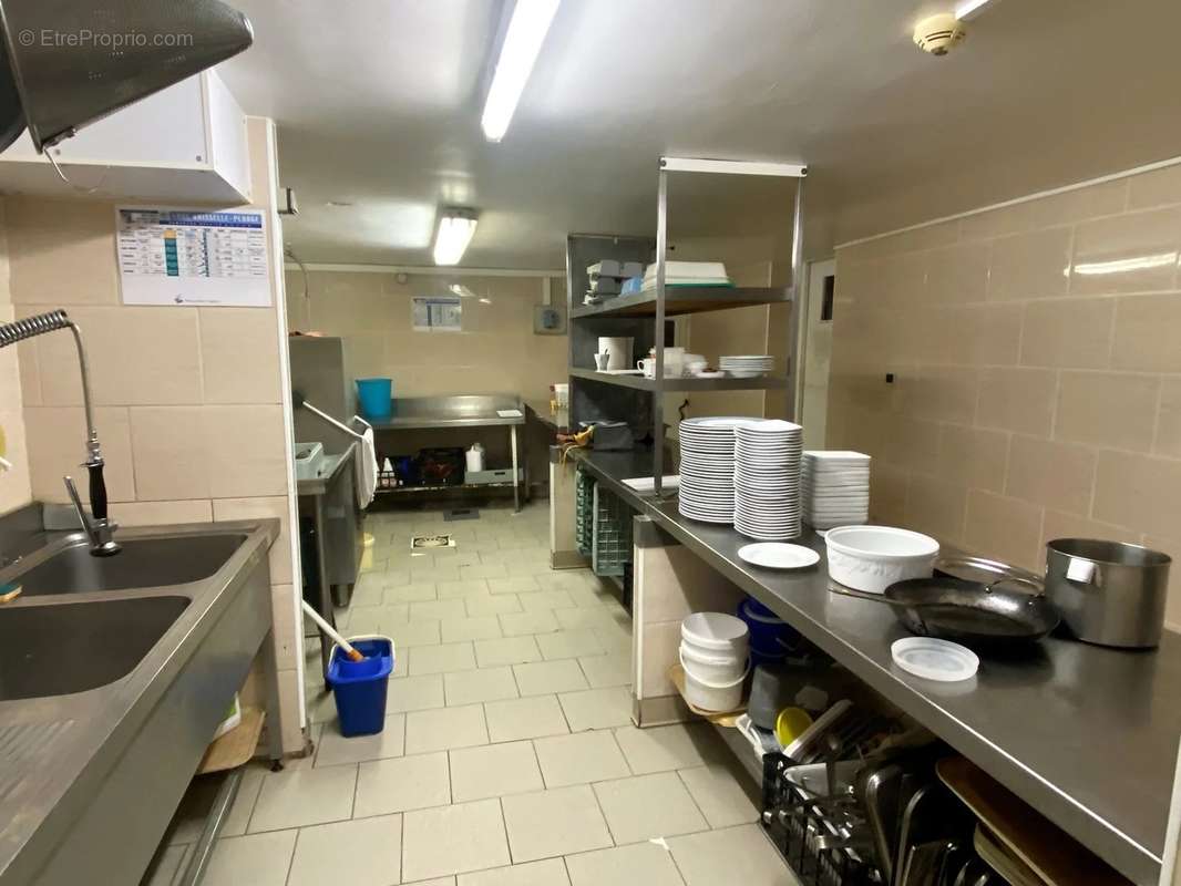 Commerce à FONT-ROMEU-ODEILLO-VIA