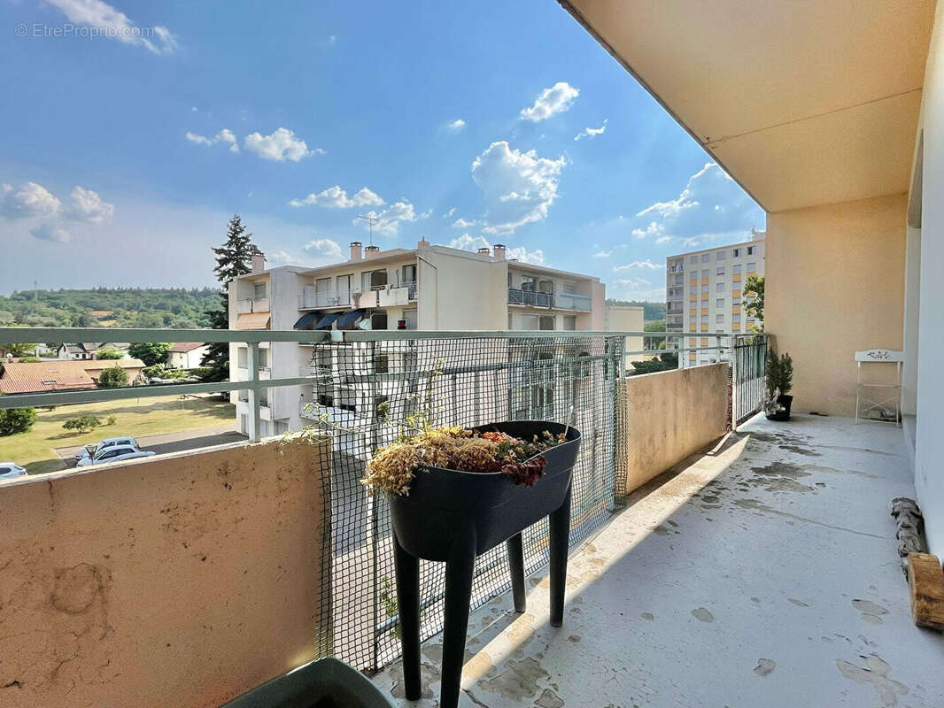 Appartement à LA VERPILLIERE