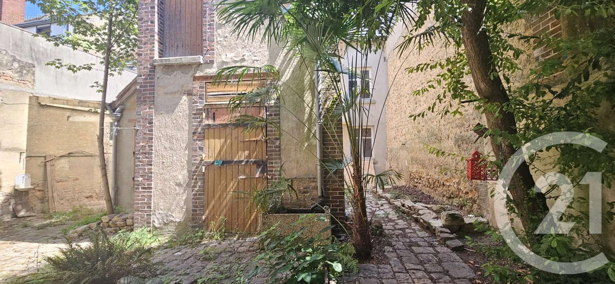 Maison 136 m² à Bonneval  - photo 2