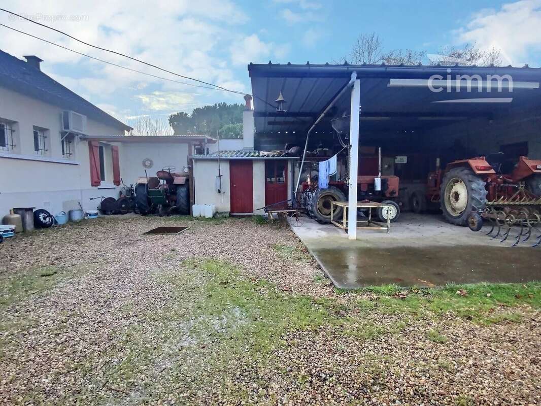 Maison à CHAUMONT-SUR-LOIRE