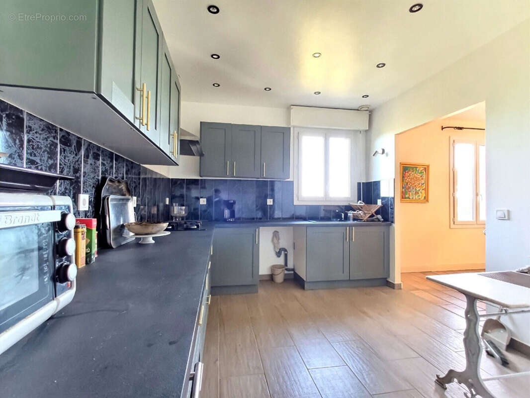 Maison à VILLENEUVE-LES-AVIGNON