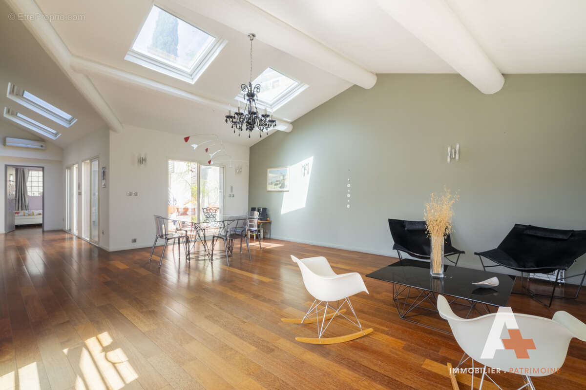 Maison à MARSEILLE-7E