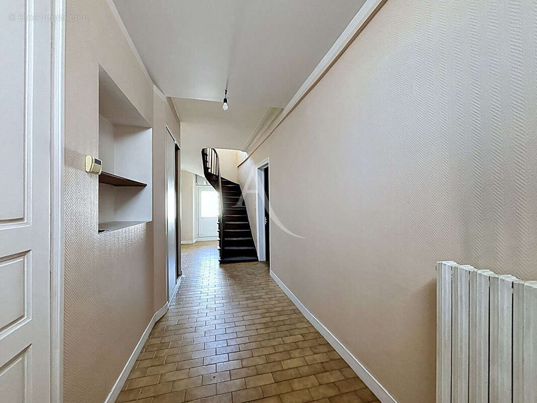 Maison à CHATEAU-GONTIER