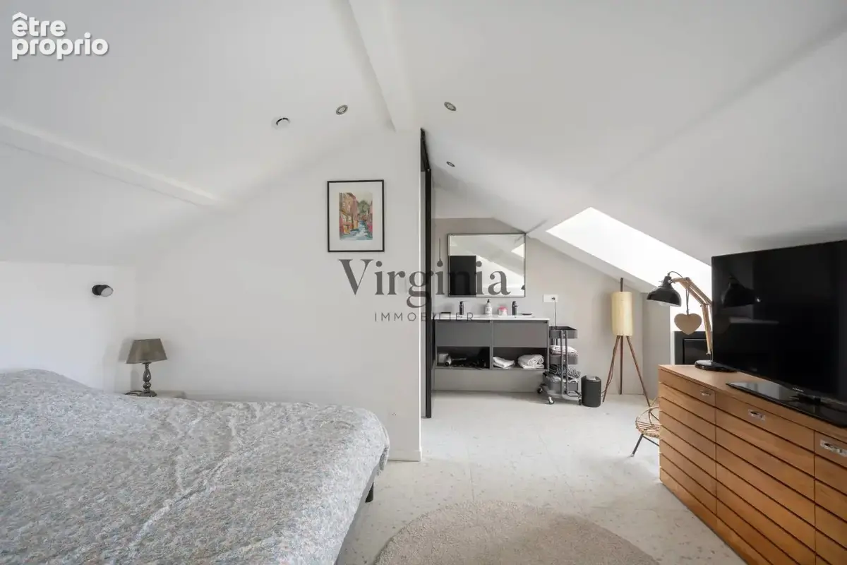 Propriété d'exception au coeur de Charentonneau - 350 m² habitables - Prestations ultra haut de gamme - Piscine intérieure - photo 16