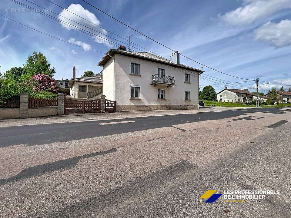 Maison à SAINT-BENOIT-LA-CHIPOTTE