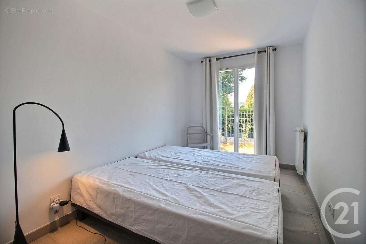 Appartement à VALBONNE