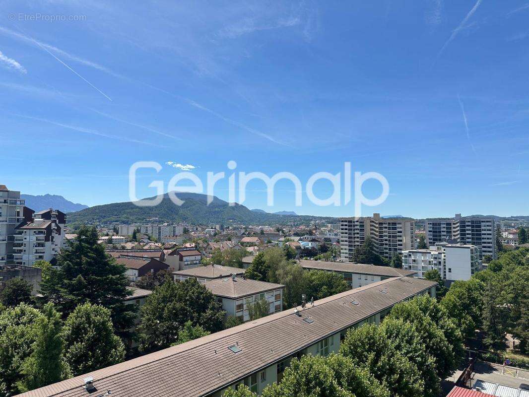 Vente - Appartement - 4 pièces + cuisine - 84 m² - 359 000 € - - photo 7