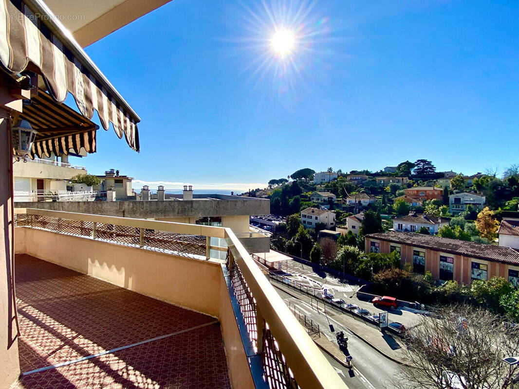 Appartement à VENCE