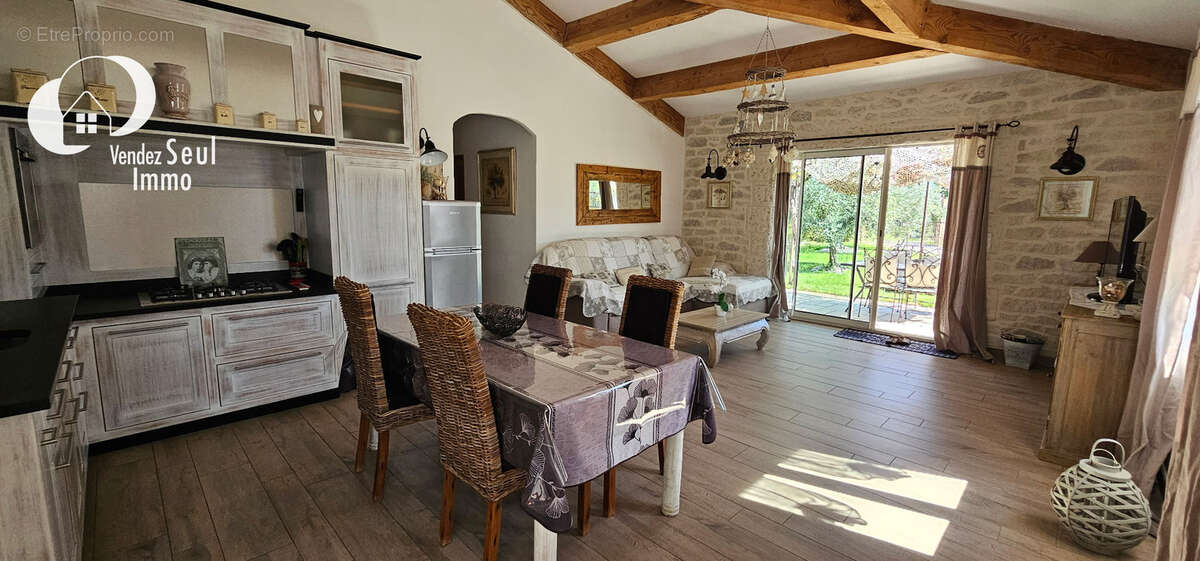 Maison à VAISON-LA-ROMAINE