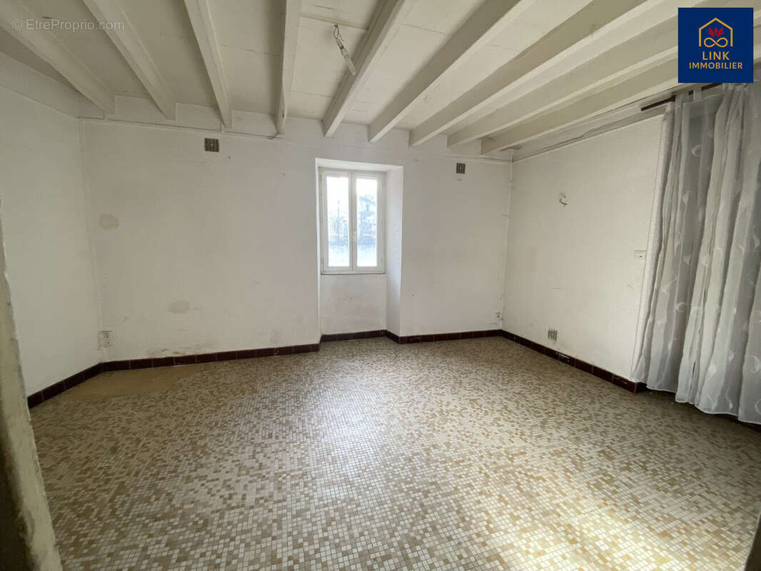 Maison à MONTVENDRE
