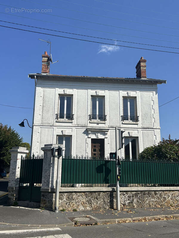 Photo 3 - Maison à LA FERTE-GAUCHER