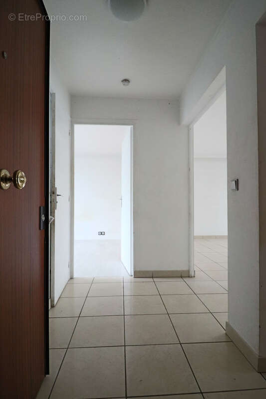 Appartement à LES PAVILLONS-SOUS-BOIS