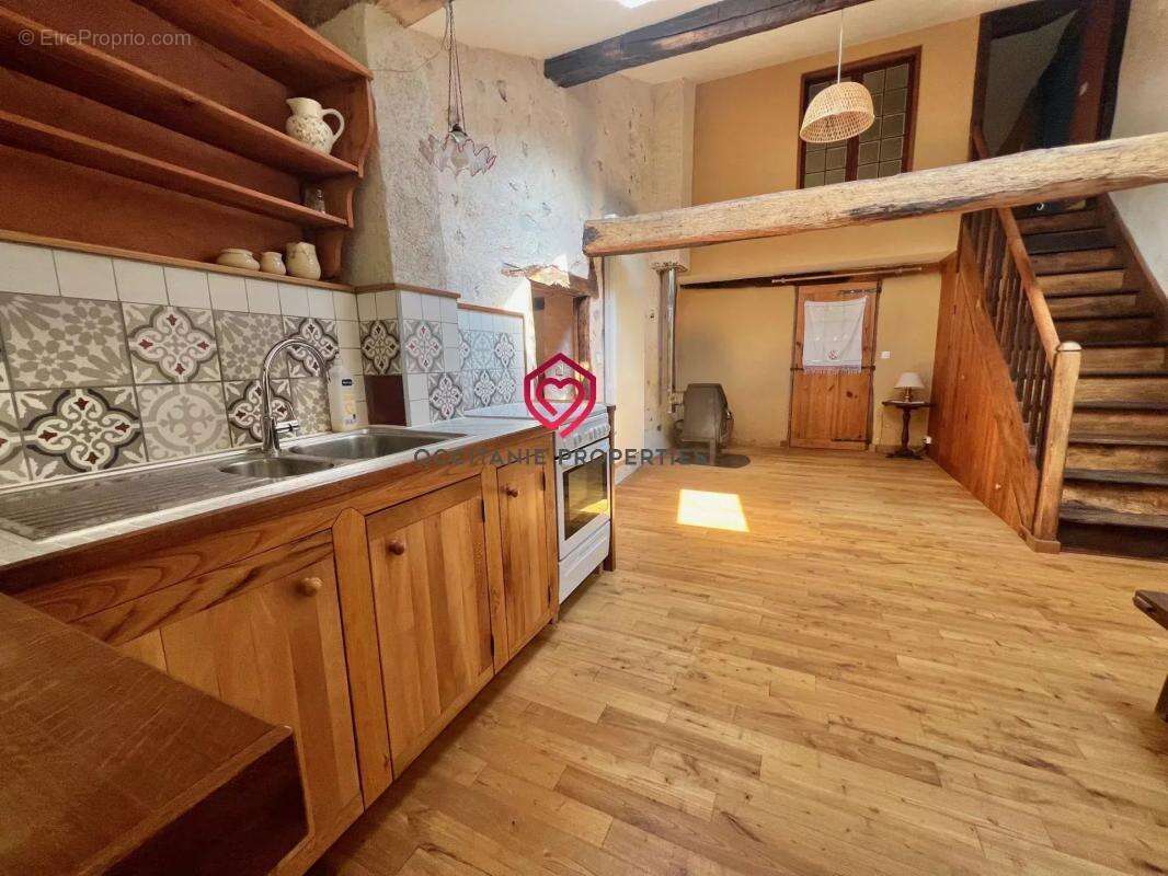 Maison à LE MAS-D'AZIL