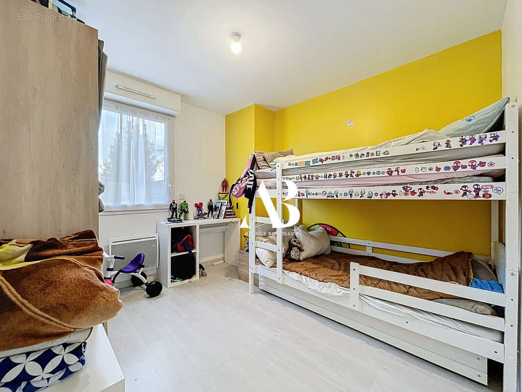 Maison à VILLENEUVE-LES-BORDES