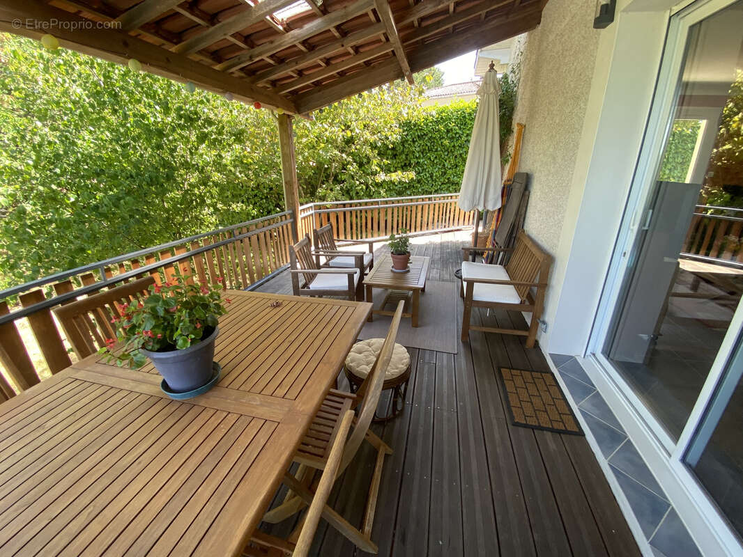 Maison de 195m2 avec jardin, garage à vendre à  Pavie - photo 9