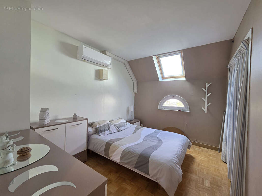 Maison à LE MEE-SUR-SEINE