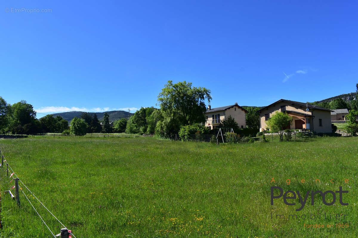 Terrain 3671 m² à Font-Romeu-Odeillo-Via  - photo 6