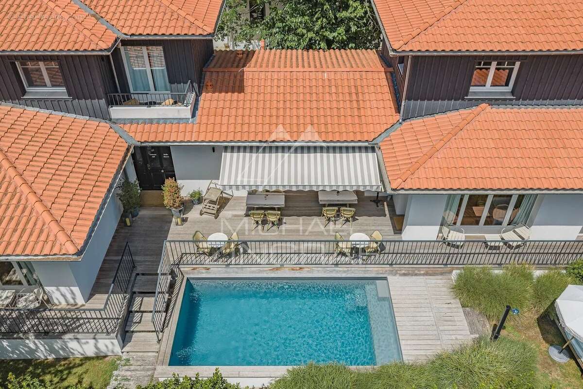 Maison à GUJAN-MESTRAS